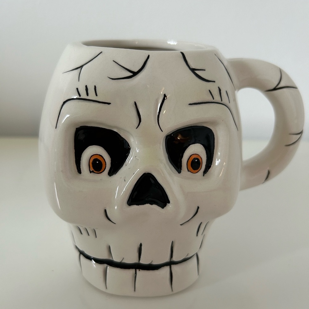 💀🧡Halloween Skeleton Skull Ceramic Mug Shelly Comiskey by Transpac-New💀